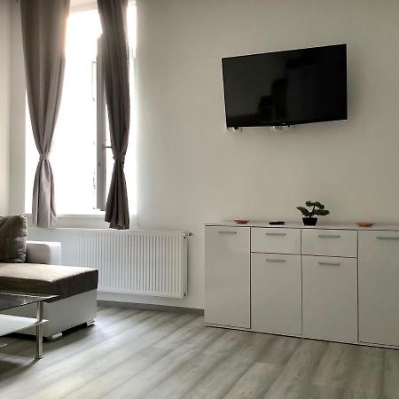 Belvarosi Apartman 1 Apartment Miskolc Exterior photo